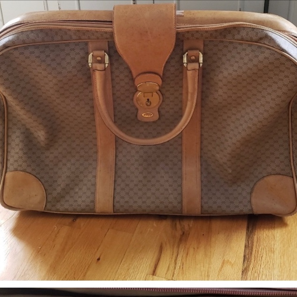 🖤GORGEOUS Vintage Gucci Luggage